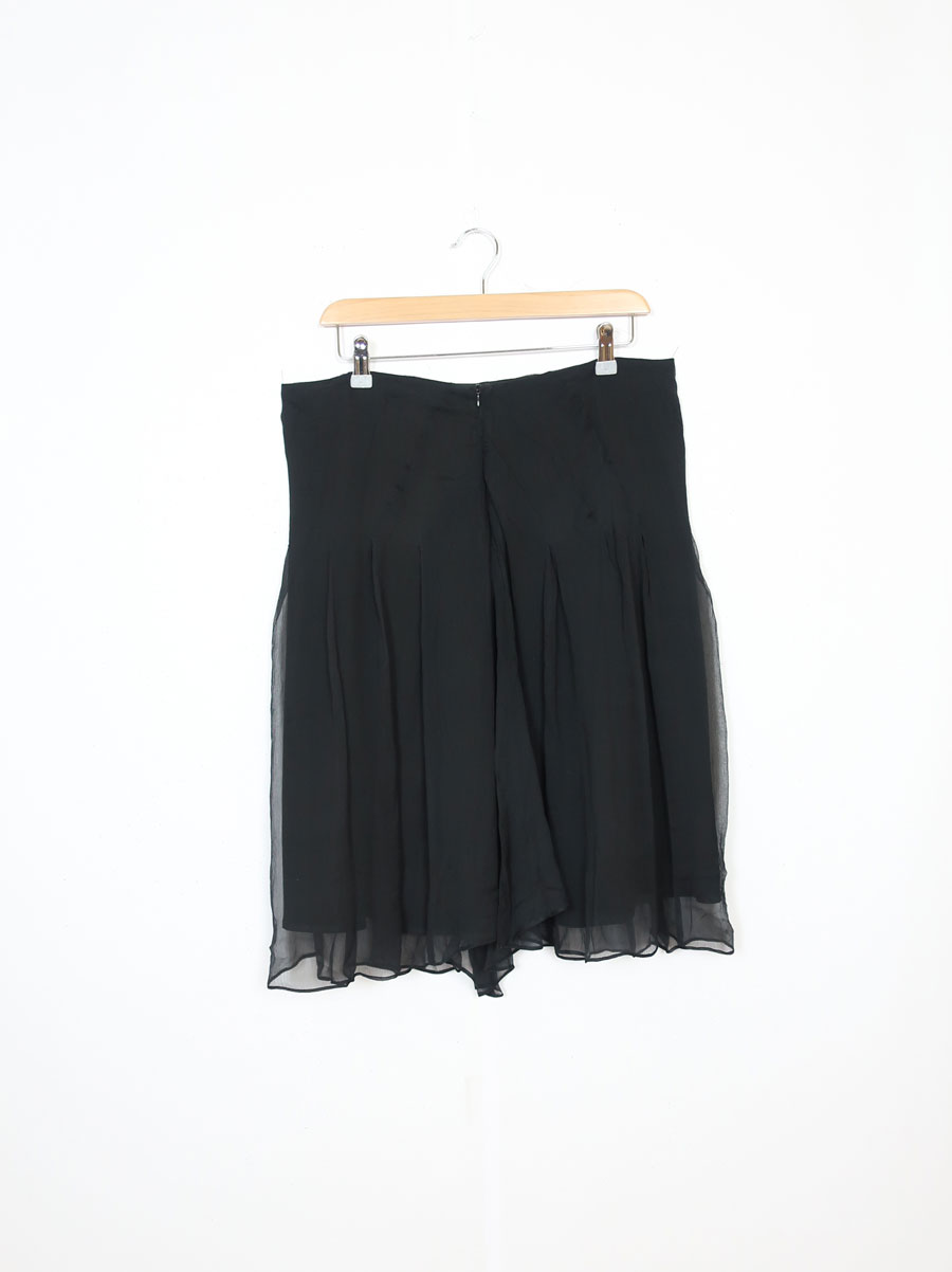 Falda rociera económica color negro Martinete
